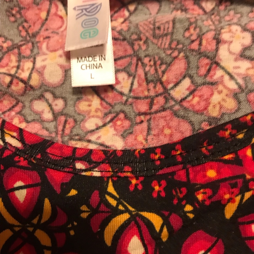 Lula Roe - Picture 8 of 8